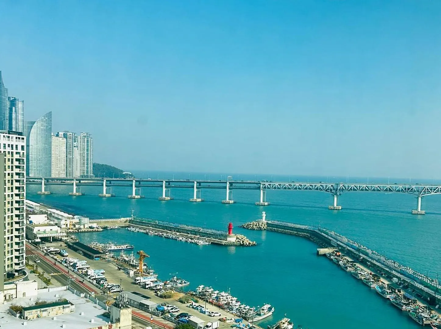 Cozy & Modern Home At The Beach Busan